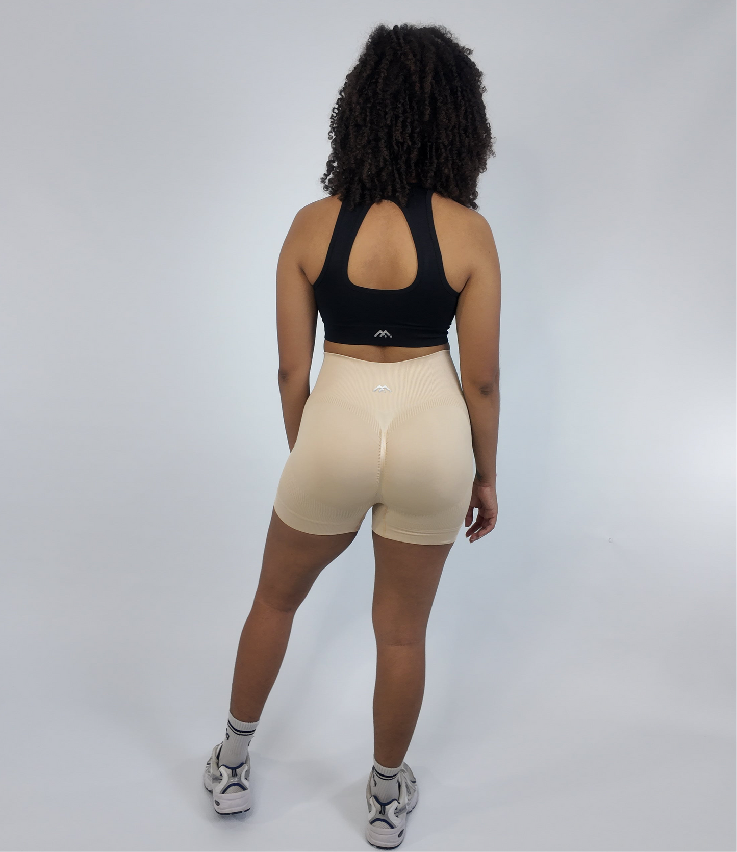 Aura Shorts