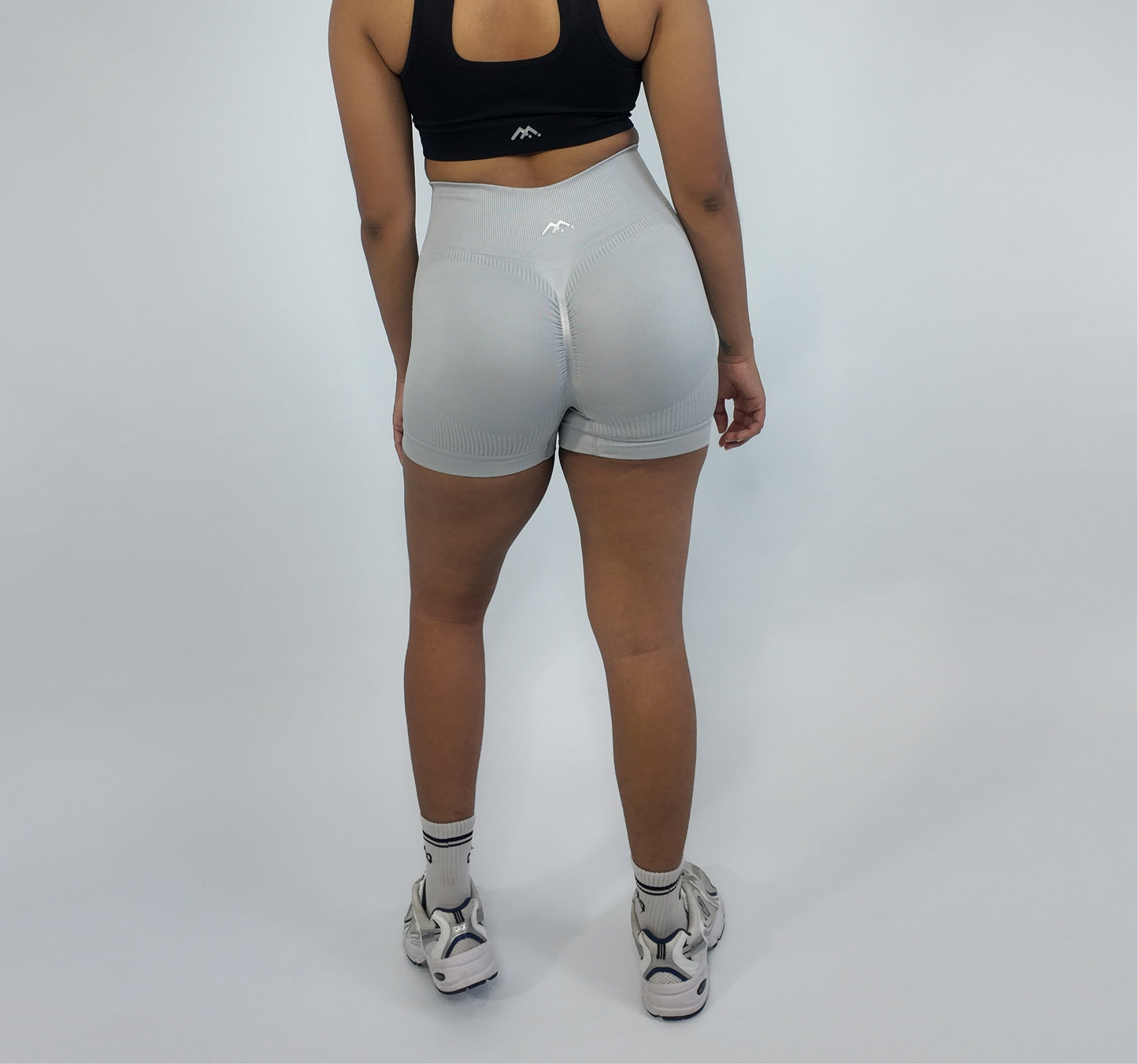 Aura Shorts